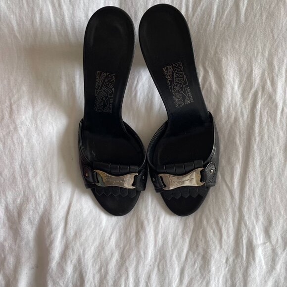 Salvatore Ferragamo Block Heel (sz 8) - Picture 4 of 7